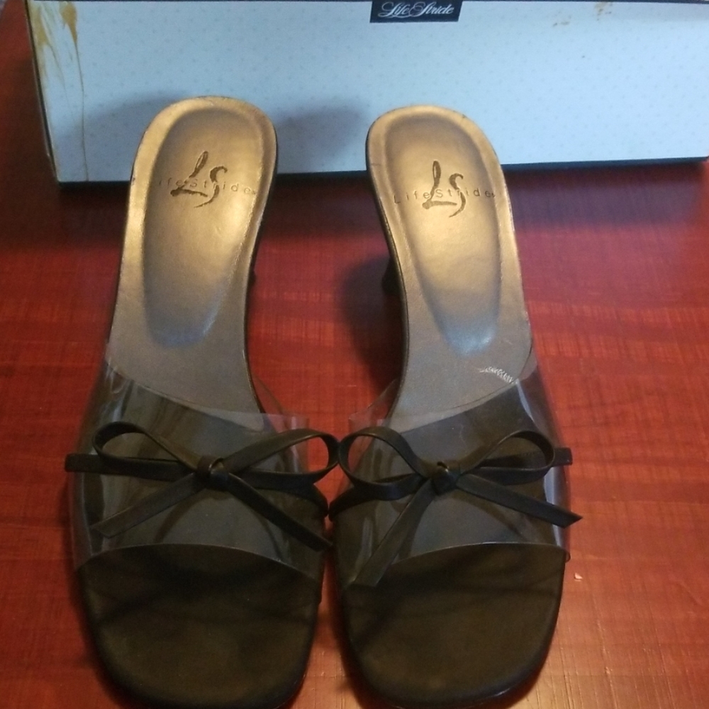 Ladies black/clear heels